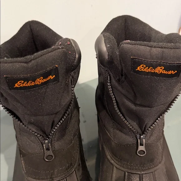 Eddie Bauer Black Insulated Boots - Picture 2 of 5